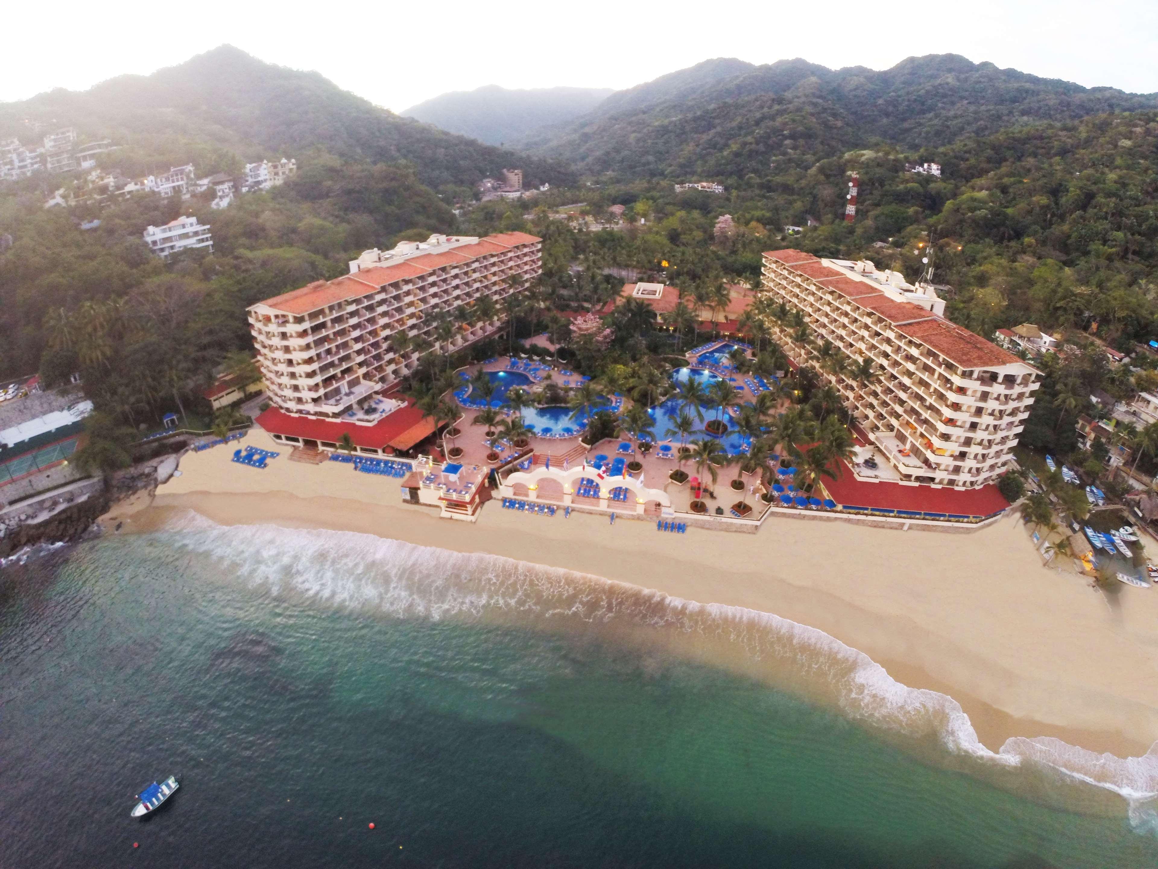 Barcelo Puerto Vallarta Hotel Exterior photo